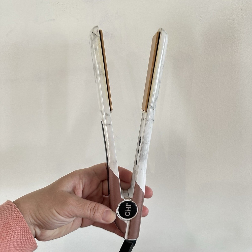 CHI Ceramic 1" Flat Iron Hair Straightener White Marble Model CA2383 - Picture 3 of 10